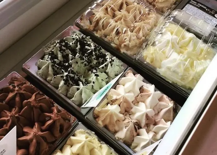 阿尔维特酒店 3*